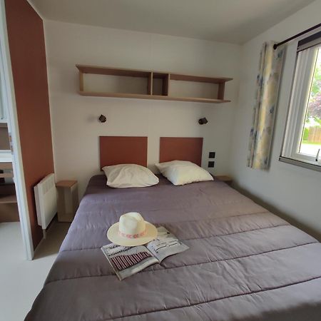 Camping Le Rouge Gorge **** 10' Puy Du Fou Saint-Laurent-sur-Sevre Exterior photo