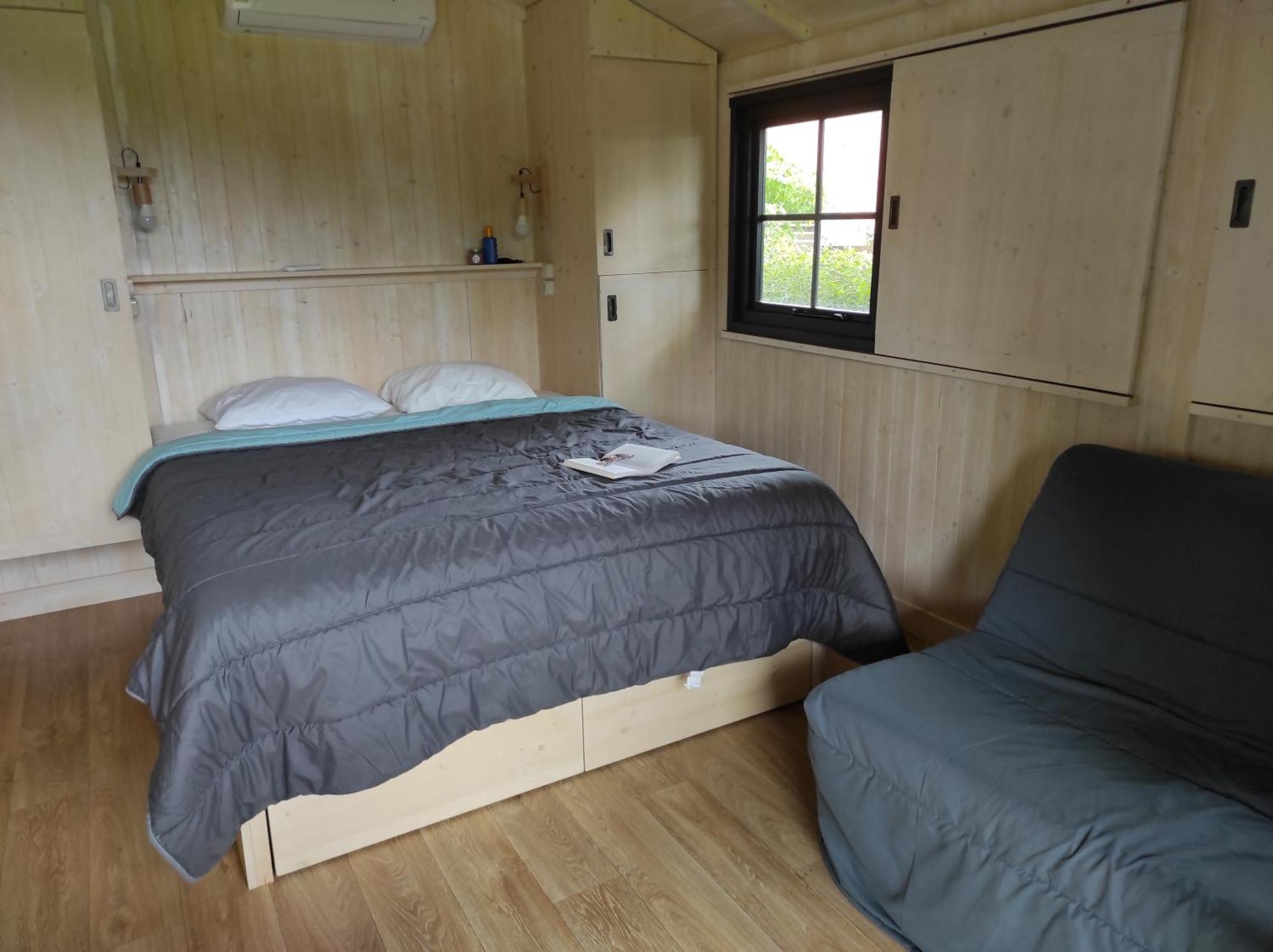 Camping Le Rouge Gorge **** 10' Puy Du Fou Saint-Laurent-sur-Sevre Exterior photo