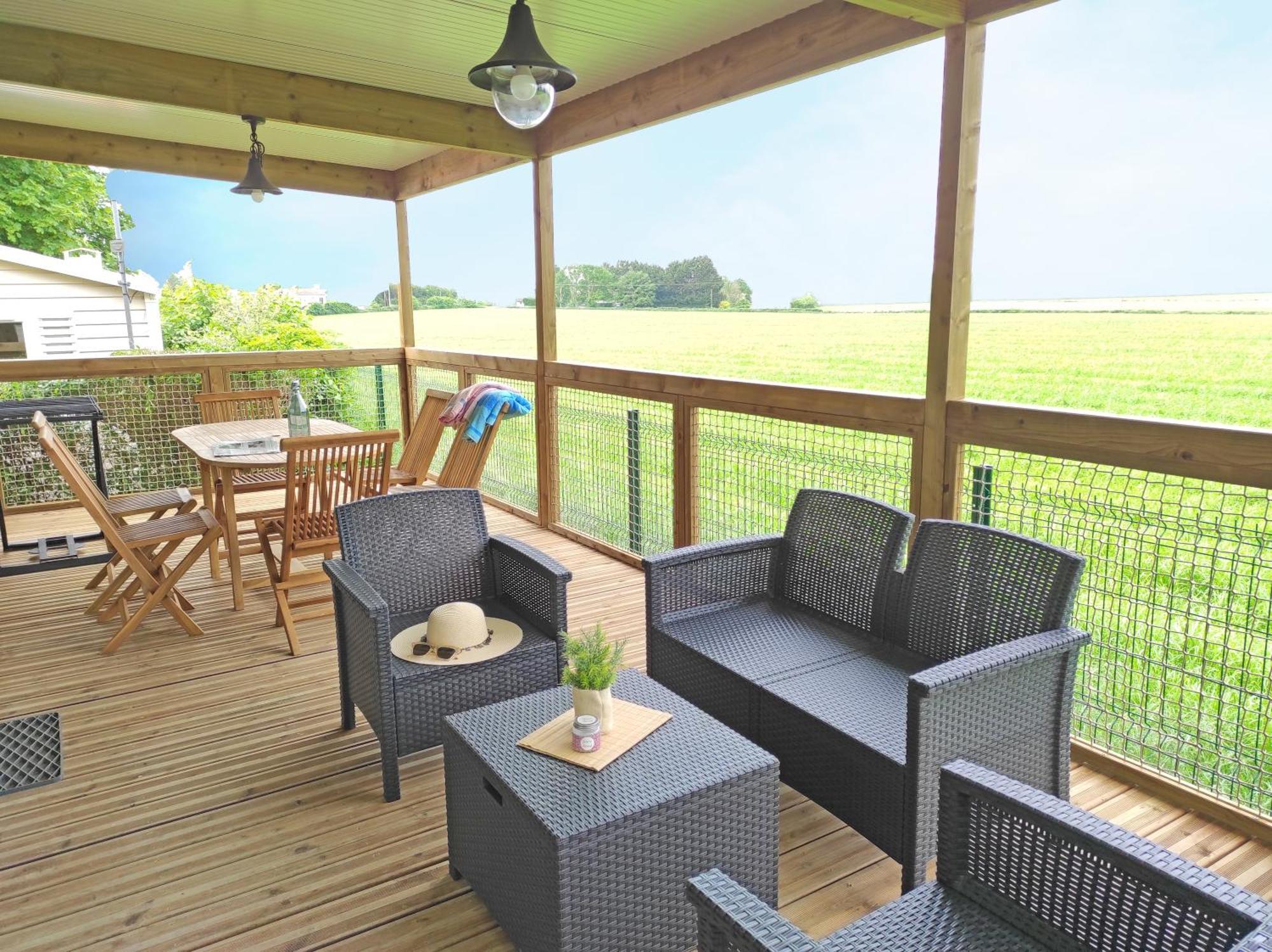 Camping Le Rouge Gorge **** 10' Puy Du Fou Saint-Laurent-sur-Sevre Exterior photo