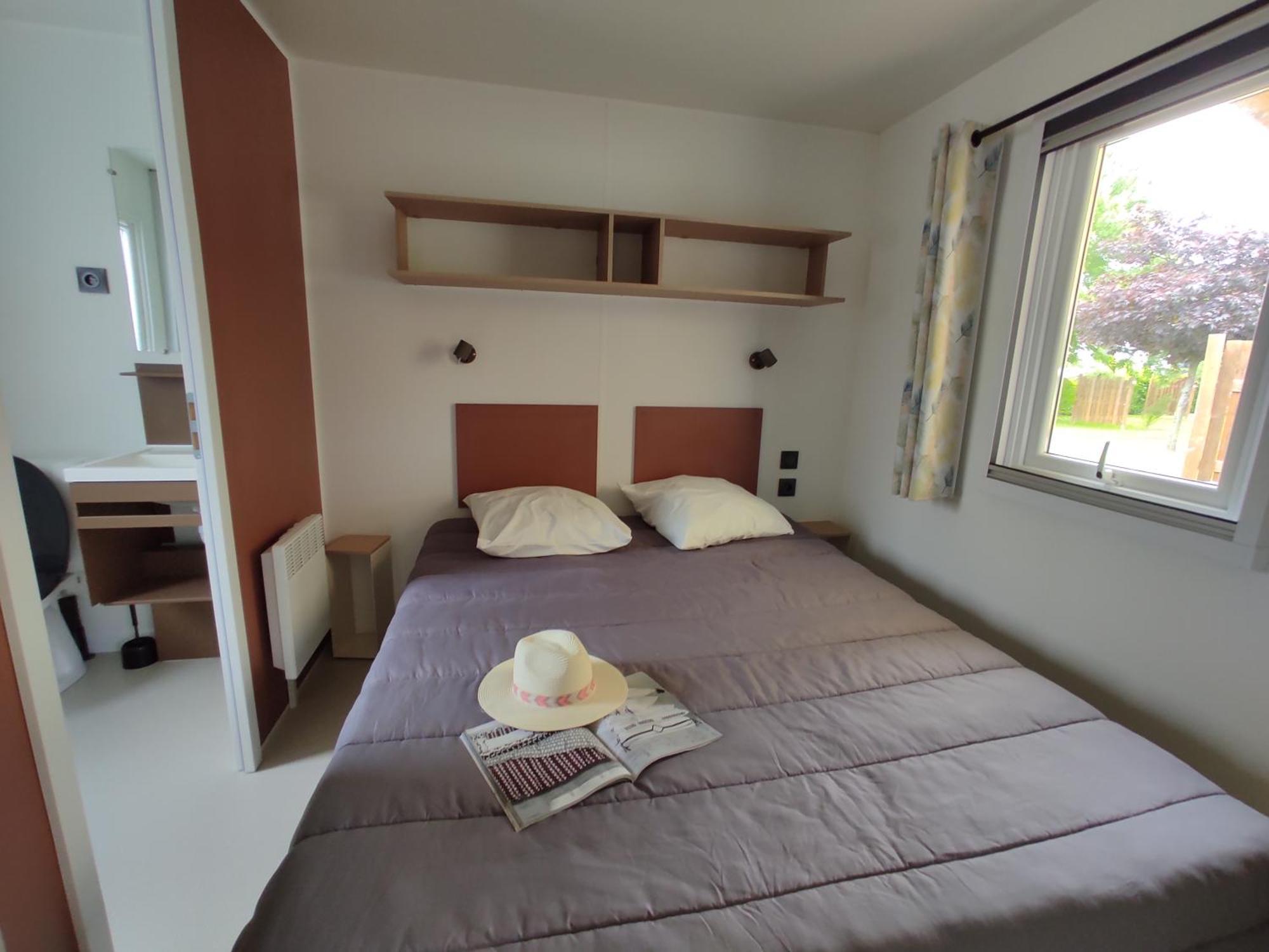 Camping Le Rouge Gorge **** 10' Puy Du Fou Saint-Laurent-sur-Sevre Exterior photo