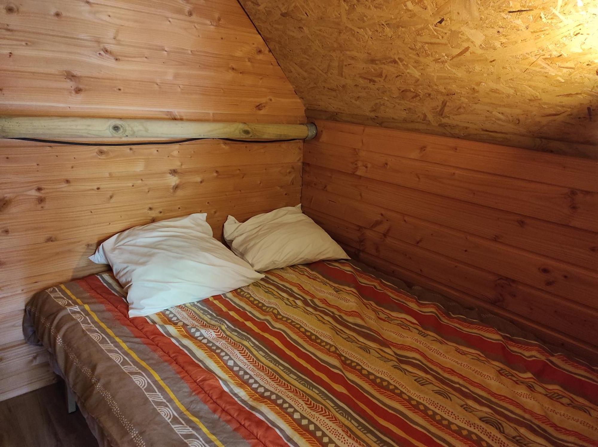 Camping Le Rouge Gorge **** 10' Puy Du Fou Saint-Laurent-sur-Sevre Exterior photo