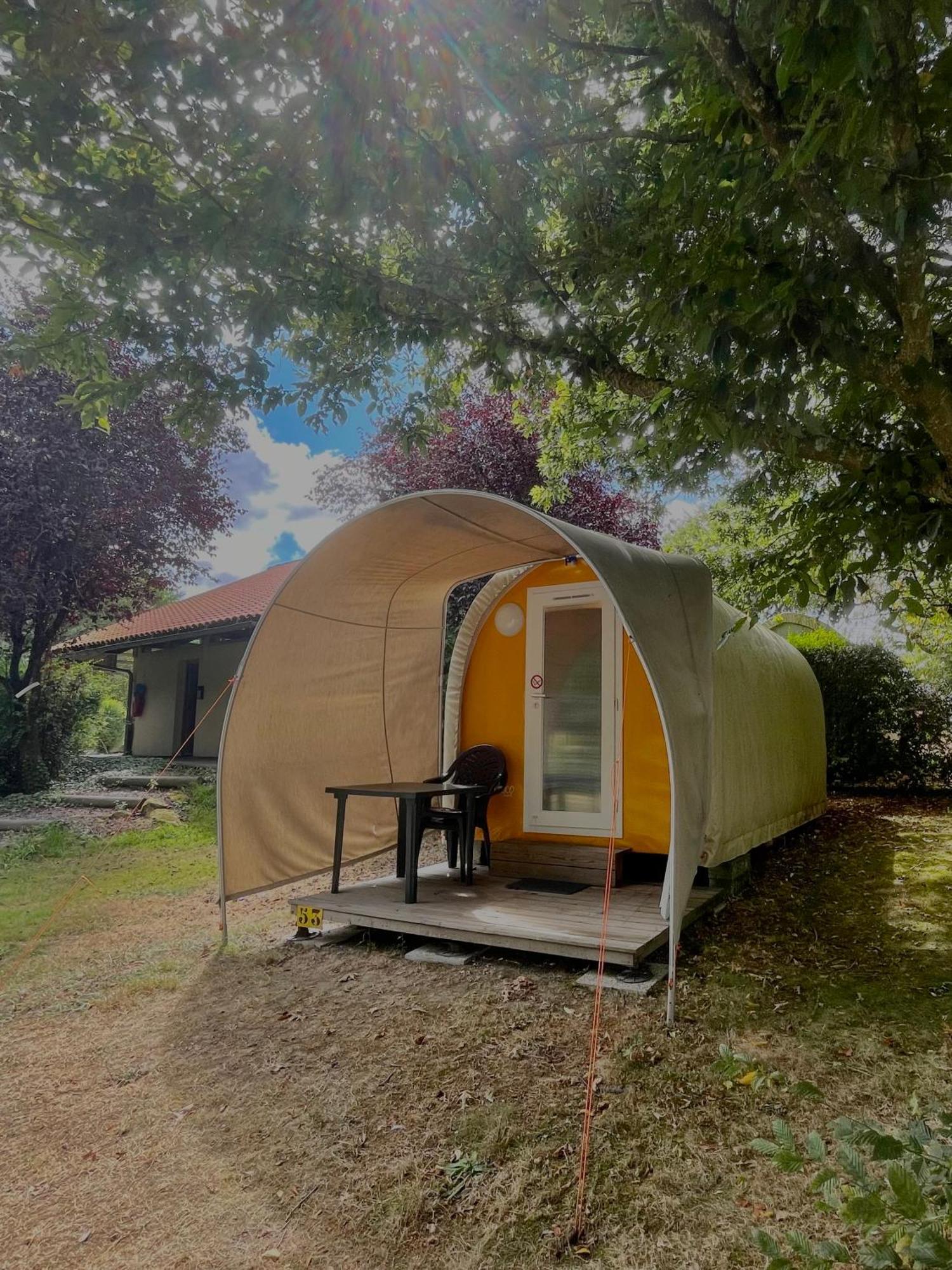 Camping Le Rouge Gorge **** 10' Puy Du Fou Saint-Laurent-sur-Sevre Exterior photo
